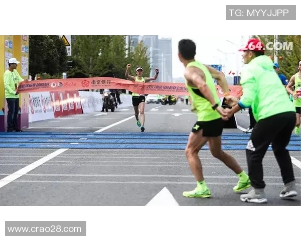 深圳滑板队如何在马拉松大满贯中实现华丽转型与突破之路